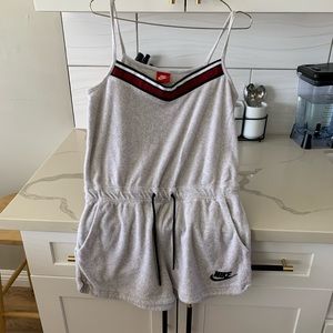 Vintage Nike red label romper - gray size small